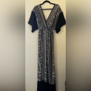 Entro Maxi Dress